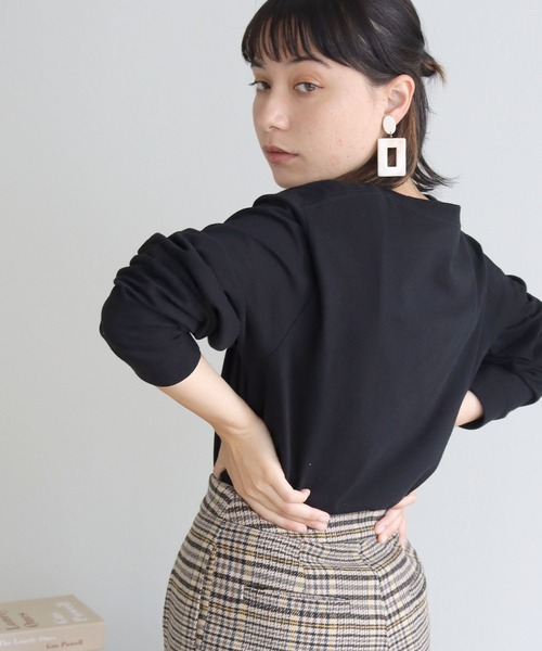 HER CLOSET（ハークローゼット）の「 【HER CLOSET】WEB限定カリグラフィーロゴロンT 新色追加 WEB LIMITED CALLIGRAPHY LOGO LONG TEE NEW COLOR（Tシャツ/カットソー・レディース・オフホワイト/ブラック/杢グレー・M/S/L）」の14枚目の写真