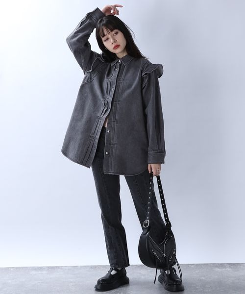 JEANASIS(ジーナシス)の「デニムフリルレギュラーシャツ/106322(シャツ/ブラウス・レディース・ブルー/ブラック系その他・FREE)」の19枚目の写真