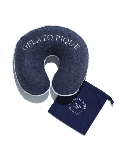 gelato pique(ジェラートピケ)の「トラベルロゴネックピロー(トラベルグッズ・レディース・ネイビー・FREE)」の1枚目の写真