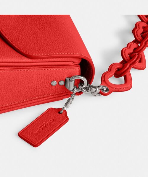 COACH（コーチ）の「キャシー クロスボディ 19・ハート