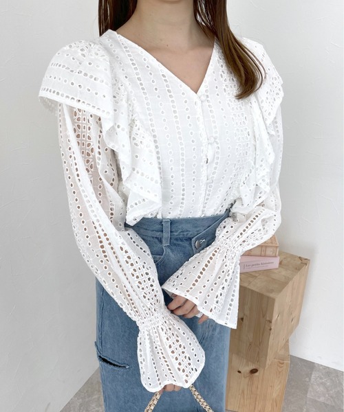 mysty woman（ミスティウーマン）の「コットンレースフリルブラウス　106894（シャツ/ブラウス・レディース・アイボリー/オフホワイト・FREE）」の19枚目の写真