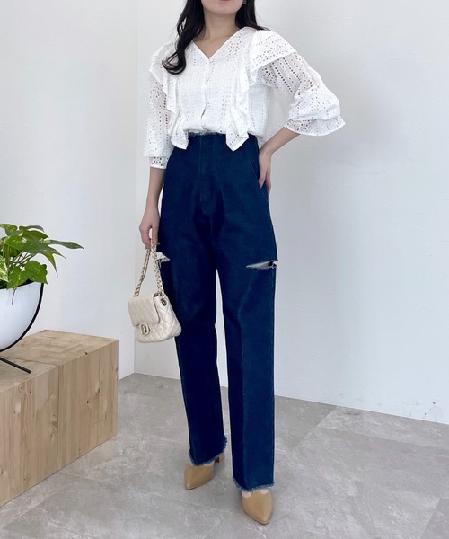 mysty woman（ミスティウーマン）の「コットンレースフリルブラウス　106894（シャツ/ブラウス・レディース・アイボリー/オフホワイト・FREE）」の22枚目の写真