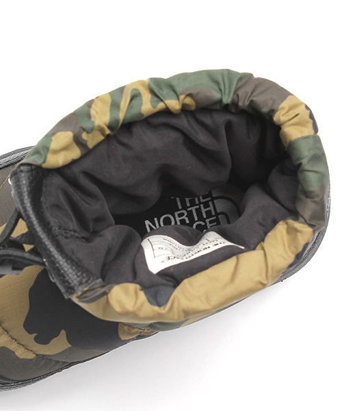 こども ビームス（コドモビームス）の「THE NORTH FACE / 15 toddler ヌプシ ブーティー (14～16cm)（ブーツ・キッズ・ブラック/カモフラージュ・14cm/15cm/16cm）」の6枚目の写真