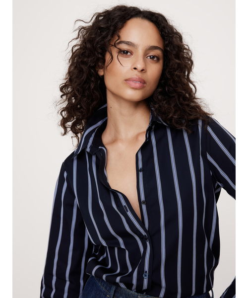 Banana Republic  バナナリパブリック　ブラウス　未使用 BANANA REPUBLIC ブラウス シャツ FACTORY STORE クレープ