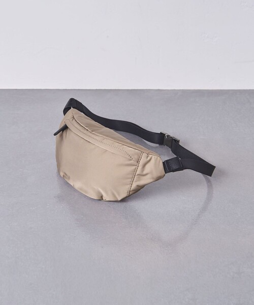 STANDARD SUPPLY（スタンダードサプライ）の「【別注】＜STANDARD SUPPLY＞ ウエストバッグ Sサイズ（ボディバッグ/ウエストポーチ・メンズ・ブラック/ダークグレー/ベージュ・FREE）」の7枚目の写真
