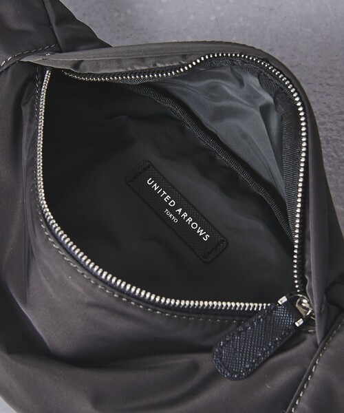 STANDARD SUPPLY（スタンダードサプライ）の「【別注】＜STANDARD SUPPLY＞ ウエストバッグ Sサイズ（ボディバッグ/ウエストポーチ・メンズ・ブラック/ダークグレー/ベージュ・FREE）」の20枚目の写真