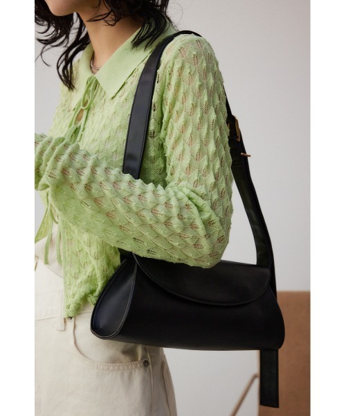 AZUL by moussy(アズールバイマウジー)の「ワイドシェイプドフラップバッグ(ショルダーバッグ・レディース・ブラウン/ブラック/ライトベージュ・FREE)」の20枚目の写真