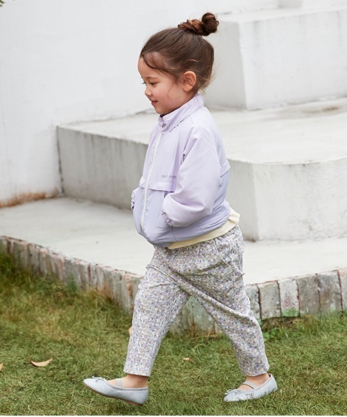 petit main（プティマイン）の「【スマイルシリーズ】テーパードパンツ（チノパンツ・キッズ・オレンジ/オフホワイト/ブルー/ブラック/ライトピンク/ラベンダー・130cm/80ｃｍ/90cm/100cm/120cm/110cm）」の4枚目の写真