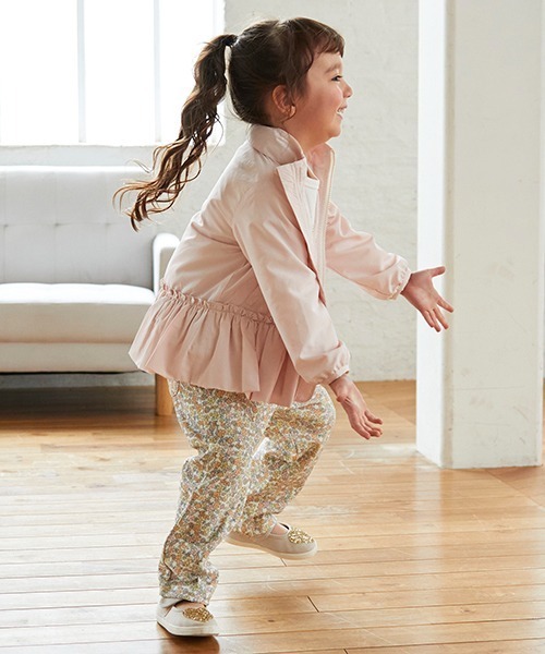 petit main（プティマイン）の「【スマイルシリーズ】テーパードパンツ（チノパンツ・キッズ・オレンジ/オフホワイト/ブルー/ブラック/ライトピンク/ラベンダー・130cm/80ｃｍ/90cm/100cm/120cm/110cm）」の18枚目の写真