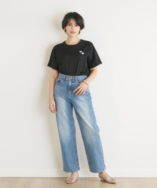 INED CLARO(イネドクラロ)の「カーブデニムパンツ(デニムパンツ・レディース・インディゴブルー・9号/11号)」の7枚目の写真