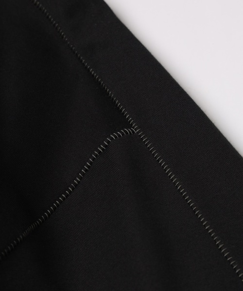 amok(アモク)の「AMOK LOGO T-SHIRT(Tシャツ/カットソー・メンズ・ホワイト/ブラック・S/M/L)」の6枚目の写真