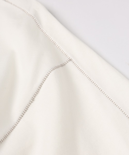 amok(アモク)の「AMOK LOGO T-SHIRT(Tシャツ/カットソー・メンズ・ホワイト/ブラック・S/M/L)」の8枚目の写真