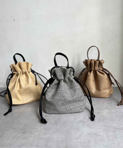 Chez toi(シェトワ)の「雑材巾着2WAYショルダー(ショルダーバッグ・レディース・ブラック/モカ/ベージュ・FREE)」の17枚目の写真