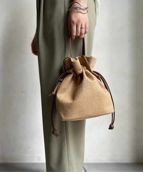 Chez toi(シェトワ)の「雑材巾着2WAYショルダー(ショルダーバッグ・レディース・ブラック/モカ/ベージュ・FREE)」の14枚目の写真