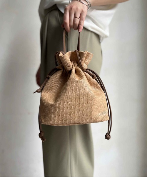 Chez toi(シェトワ)の「雑材巾着2WAYショルダー(ショルダーバッグ・レディース・ブラック/モカ/ベージュ・FREE)」の15枚目の写真