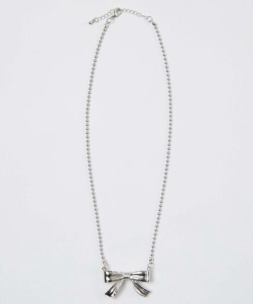 WEGO（ウィゴー）の「WEGO/メタルリボンネックレス（ネックレス・レディース・シルバー・FREE）」の4枚目の写真