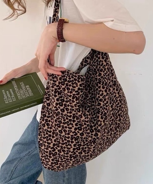 Vipoa(ヴィポア)の「Retro leopard big shoulder bag(トートバッグ・レディース・アイボリー/ブラウン・FREE)」の15枚目の写真