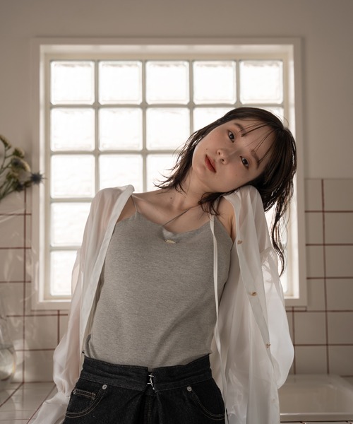 mideal(マイディール)の「logo plate camisole / ロゴプレートキャミソール(キャミソール・レディース・アイボリー/杢グレー/グリーン/ピンク・FREE)」の3枚目の写真