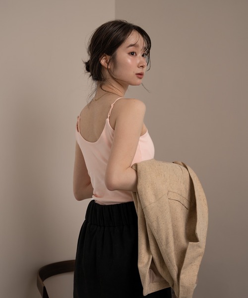 mideal(マイディール)の「logo plate camisole / ロゴプレートキャミソール(キャミソール・レディース・アイボリー/杢グレー/グリーン/ピンク・FREE)」の5枚目の写真