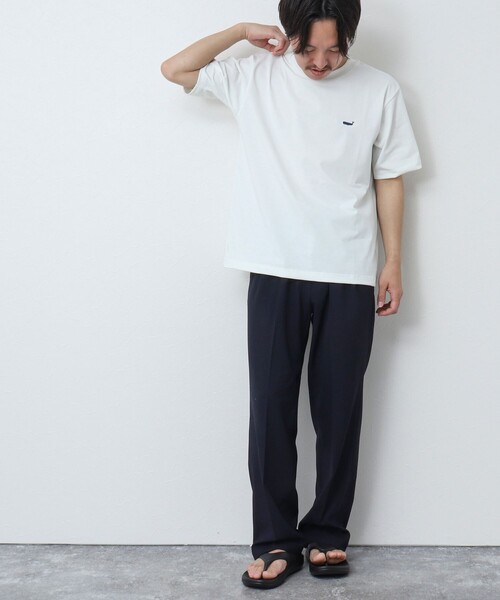 NOLLEY’S（ノーリーズ）の「《吸水速乾・UVカット》クジラ刺しゅう クルーネックTシャツ（Tシャツ/カットソー・メンズ・グレイッシュベージュ/チャコールグレー/ホワイト/ネイビー・L/M/XL/S）」の5枚目の写真