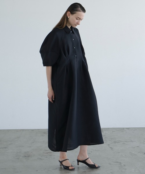 CLANE(クラネ)の「FORM SLEEVE ONEPIECE(ワンピース・レディース・ブラック/アイボリー/ベージュ・0/1/2)」の19枚目の写真