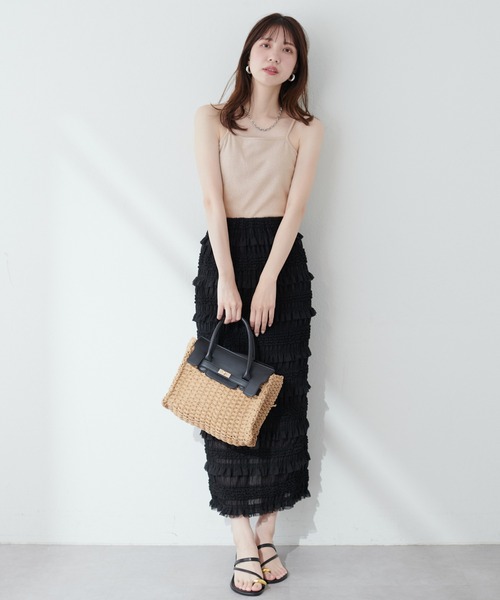 natural couture(ナチュラルクチュール)の「ラメフライスカップ付スクエアキャミ(キャミソール・レディース・ライトグレー/ブラック/ピンクベージュ・FREE)」の19枚目の写真