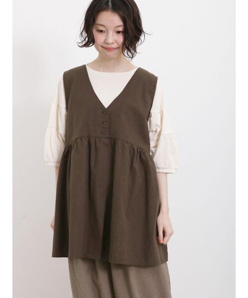 Samansa Mos2（サマンサ モスモス）の「リネン混Vネックベスト（ベスト・レディース・チャコールグレー/ブラック/ブラウン/キナリ・F）」の9枚目の写真