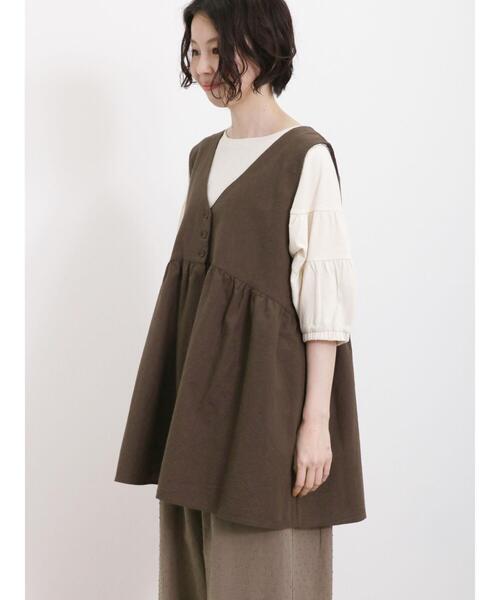 Samansa Mos2（サマンサ モスモス）の「リネン混Vネックベスト（ベスト・レディース・チャコールグレー/ブラック/ブラウン/キナリ・F）」の10枚目の写真