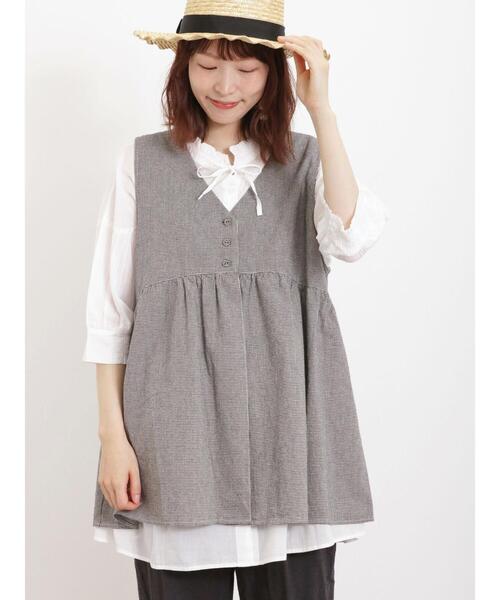 Samansa Mos2（サマンサ モスモス）の「リネン混Vネックベスト（ベスト・レディース・チャコールグレー/ブラック/ブラウン/キナリ・F）」の13枚目の写真