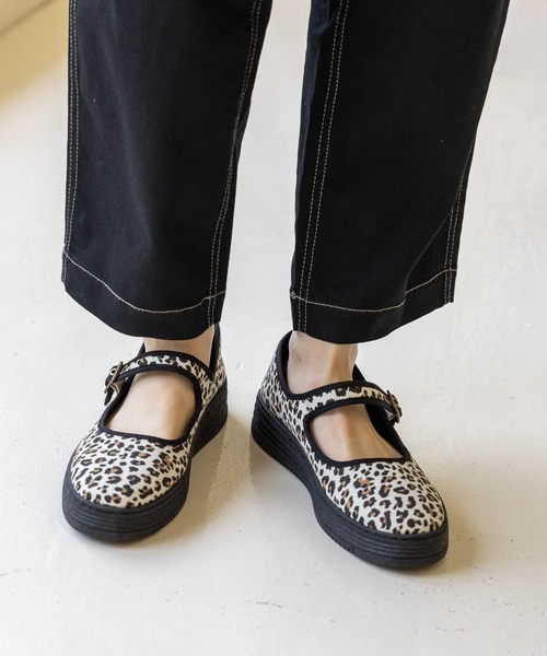 niko and...（ニコアンド）の「オリジナルワンストラップスニーカー（スニーカー・レディース・ブラック/レオパード/シルバー・SMALL/LARGE/MEDIUM）」の3枚目の写真