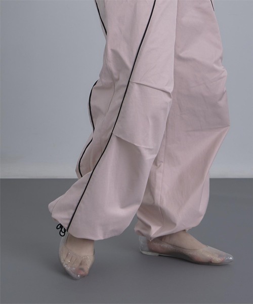 miette（ミエット）の「カーブ切替トラックパンツ（その他パンツ・レディース・ブルー/ピンク・FREE）」の4枚目の写真