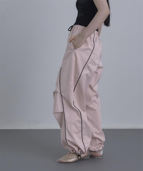 miette（ミエット）の「カーブ切替トラックパンツ（その他パンツ・レディース・ブルー/ピンク・FREE）」の5枚目の写真