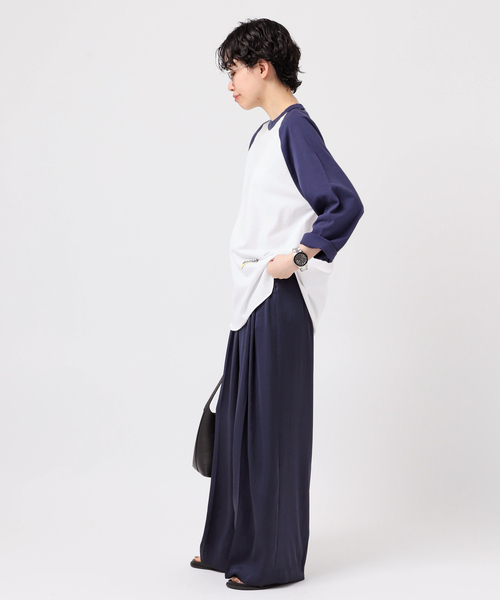 AP STUDIO（エーピーストゥディオ）の「【STUDIO WEAREALLANIMALS】別注ラグランTシャツ（Tシャツ/カットソー・レディース・ブラック/ネイビー・FREE）」の6枚目の写真