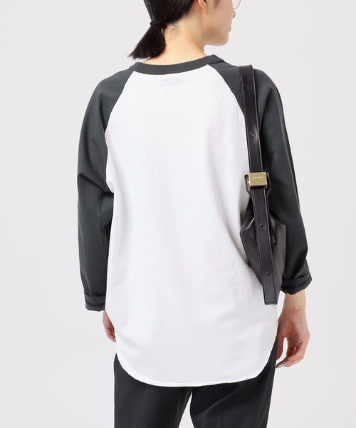 AP STUDIO（エーピーストゥディオ）の「【STUDIO WEAREALLANIMALS】別注ラグランTシャツ（Tシャツ/カットソー・レディース・ブラック/ネイビー・FREE）」の19枚目の写真