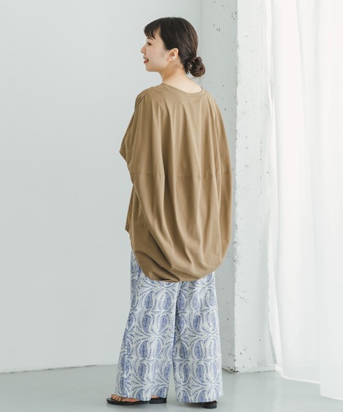 ITEMS URBANRESEARCH（アイテムズ アーバンリサーチ）の「『吸水速乾』ドライタッチバックタックプルオーバー（Tシャツ/カットソー・レディース・ブラック/オフホワイト/ブラウン・FREE）」の22枚目の写真