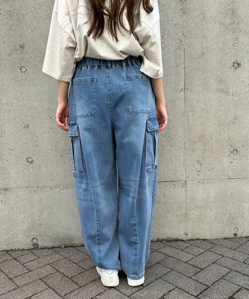 Purple&Yellow（パープルアンドイエロー）の「デニムカーゴワイドテーパードパンツ（デニムパンツ・メンズ・ケミカルウォッシュ/ブラック・X-SMALL/SMALL/MEDIUM/LARGE）」の5枚目の写真