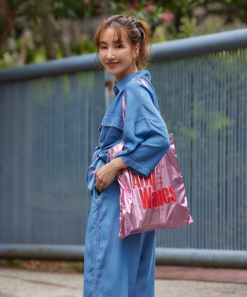 RODEO CROWNS WIDE BOWL（ロデオクラウンズワイドボウル）の「Surf Bum メタリックトートバック（トートバッグ・レディース・ブルー/グリーン/シルバー/ピンク・FREE）」の20枚目の写真