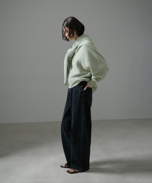 SALON adam et rope'(サロン アダム エ ロペ)の「FOXWOOLクルーネックPO(ニット/セーター・レディース・ホワイト系その他5/グリーン系その他/チャコールグレー・FREE)」の21枚目の写真