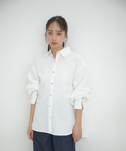 VIS(ビス)の「【近赤外線対策/UVケア】バックプリーツシャツ(シャツ/ブラウス・レディース・サックスブルー/ホワイト/ピンク/ネイビー・FREE)」の7枚目の写真