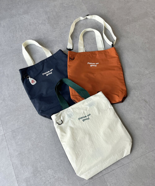 CPCM（シーピーシーエム）の「【ASUKA's企画】撥水ナイロン2WAYバッグ（ショルダーバッグ・レディース・ネイビー/アイボリー/チャコールグレー・FREE）」の15枚目の写真