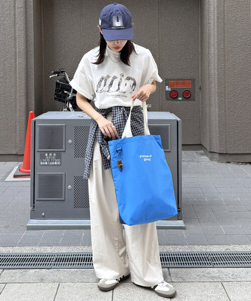 CPCM(シーピーシーエム)の「【ASUKA's企画】撥水ナイロン2WAYバッグ(ショルダーバッグ・レディース・ネイビー/アイボリー/チャコールグレー・FREE)」の18枚目の写真