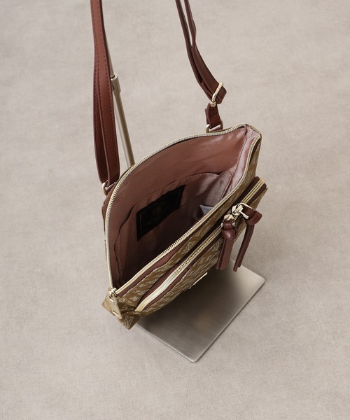 christian olivier(クリスチャンオリビエ)の「CHRITIAN OLIVIER タテ型 マルチ ポシェット(ショルダーバッグ・レディース・モカ/チョコ/ブラウン系その他/ネイビー系・FREE)」の21枚目の写真