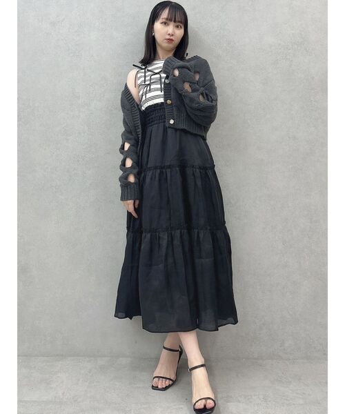 dazzlin（ダズリン）の「スリットケーブルニットカーディガン（カーディガン/ボレロ・レディース・ブラック/パープル/グリーン/オフホワイト・FREE）」の21枚目の写真