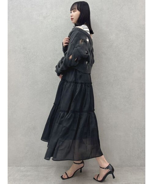 dazzlin（ダズリン）の「スリットケーブルニットカーディガン（カーディガン/ボレロ・レディース・ブラック/パープル/グリーン/オフホワイト・FREE）」の22枚目の写真