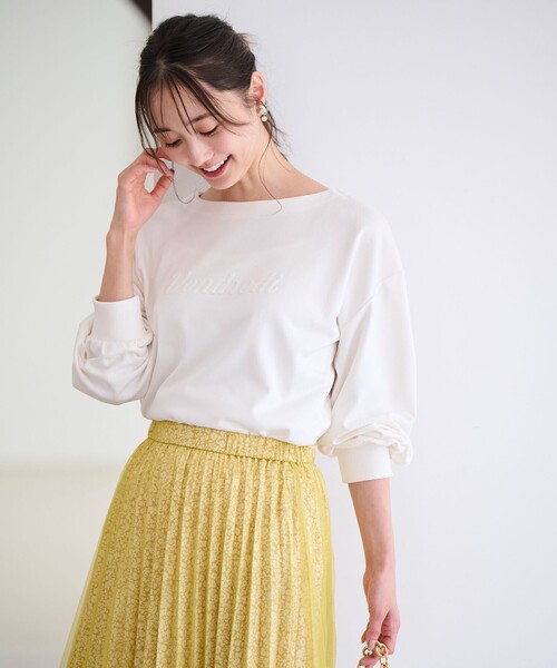 ANY SIS(エニィスィス)の「【洗える】ミニ裏毛エンボスロゴ カットソー(Tシャツ/カットソー・レディース・グレー系/アイボリー系/ピンク系・0)」の2枚目の写真