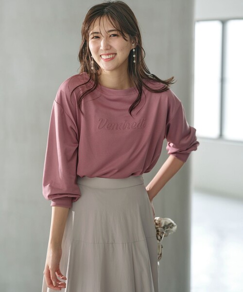 ANY SIS(エニィスィス)の「【洗える】ミニ裏毛エンボスロゴ カットソー(Tシャツ/カットソー・レディース・グレー系/アイボリー系/ピンク系・0)」の6枚目の写真
