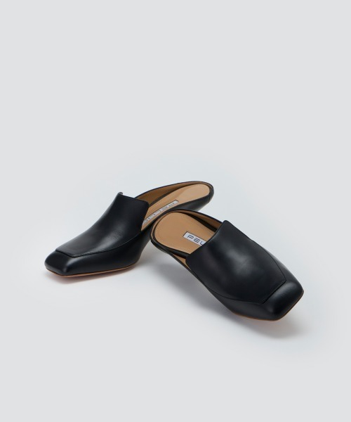PELLICO（ペリーコ）の「PESCA ミュール 5.5cm BLACK（サンダル