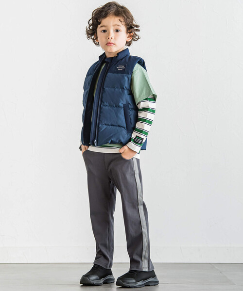 BeBe（ベベ）の「ツイルニットサイドテープロングパンツ(90~150cm)（スウェットパンツ・キッズ・イエロー/ブラック・110cm/120cm/130cm/140cm/150cm/100cm/90cm）」の6枚目の写真