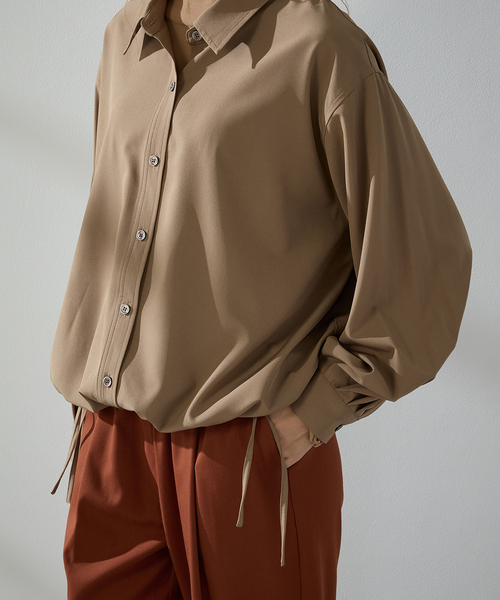 LE SOUK HOLIDAY(ルスークホリデー)の「ドロストシャツブラウス(シャツ/ブラウス・レディース・ブラック/モカ・M/L)」の5枚目の写真