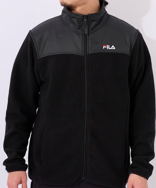 FILA(フィラ)の「マイクロフリース 切り替えスタンドジャケット フルジップブルゾン(ブルゾン・メンズ・ネイビー/ブラック/ダークブルー・MEDIUM/LARGE/X-LARGE)」の8枚目の写真
